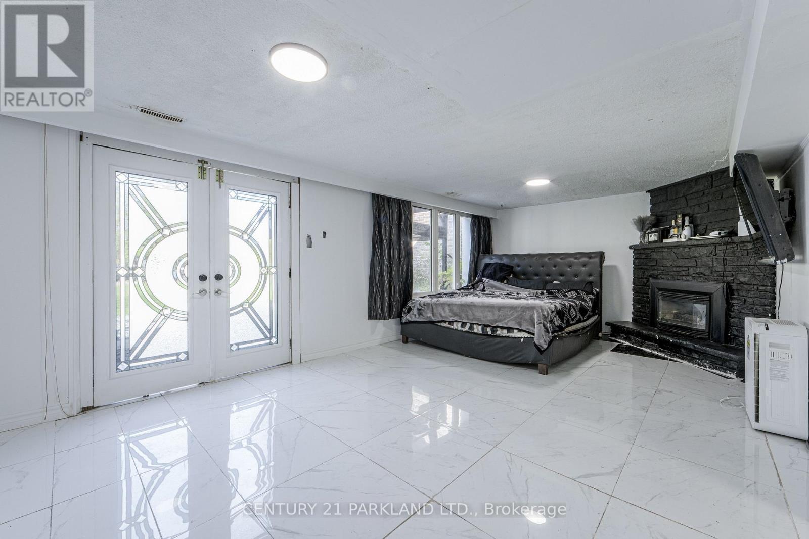 22 Gatesview Avenue, Toronto, ON photo 21