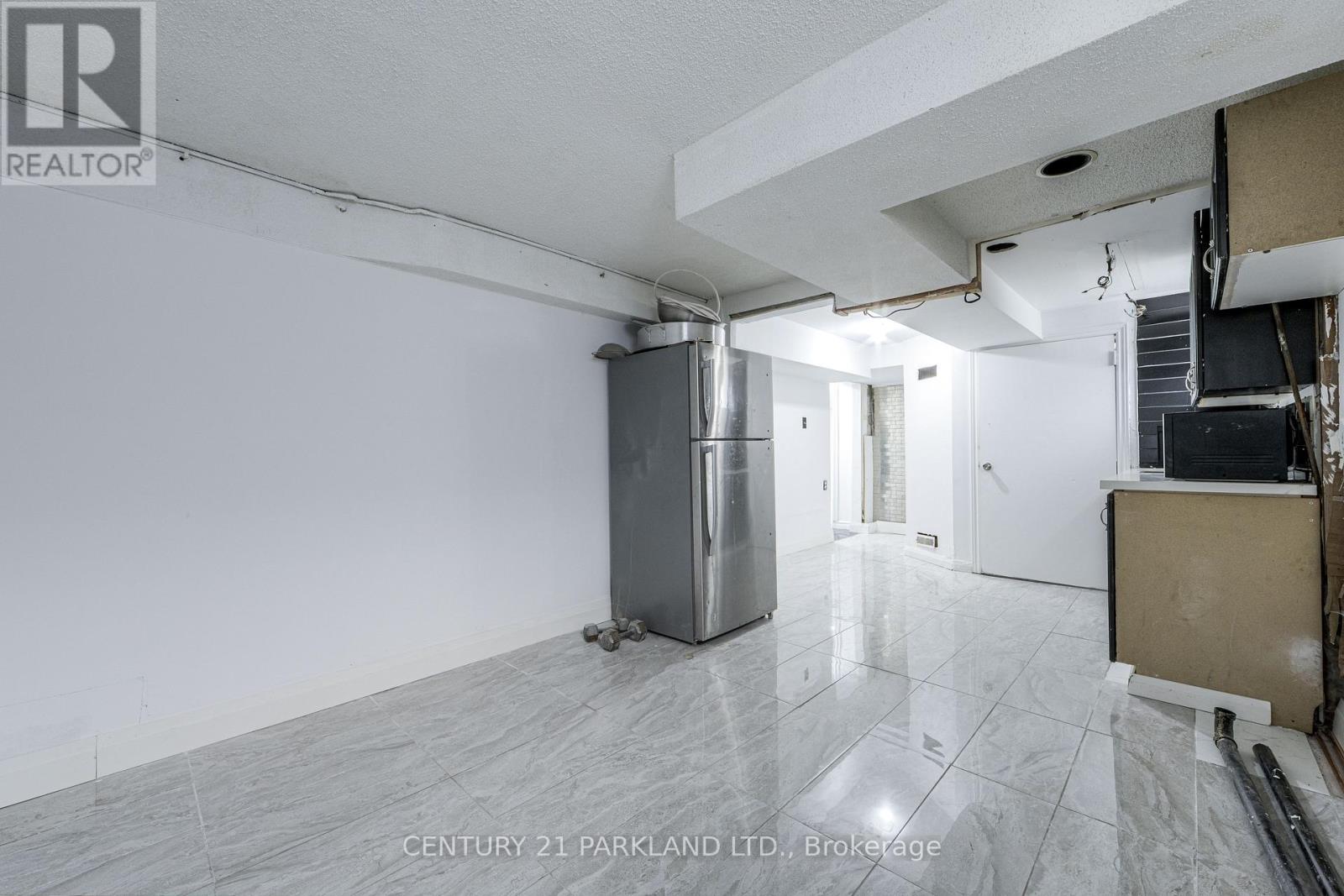 22 Gatesview Avenue, Toronto, ON photo 24