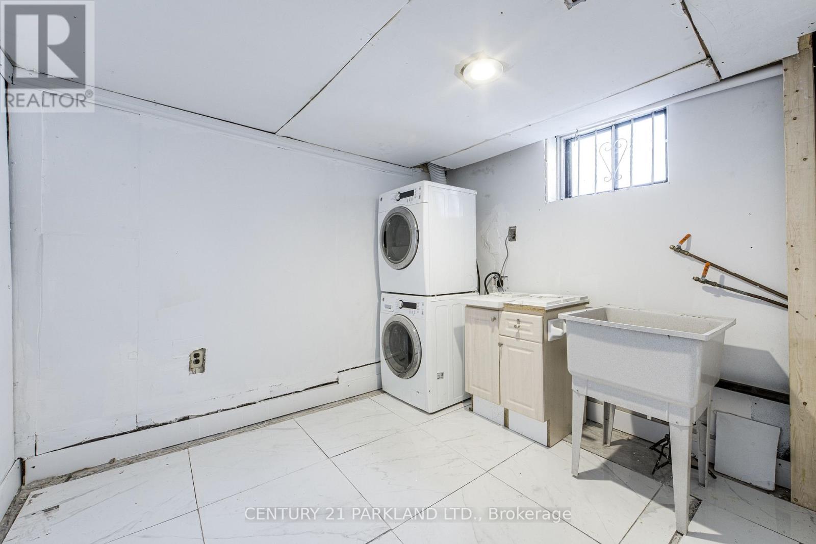 22 Gatesview Avenue, Toronto, ON photo 26