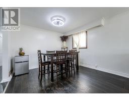 Living room - 22 Gatesview Avenue, Toronto, ON M1J3G5 Photo 8