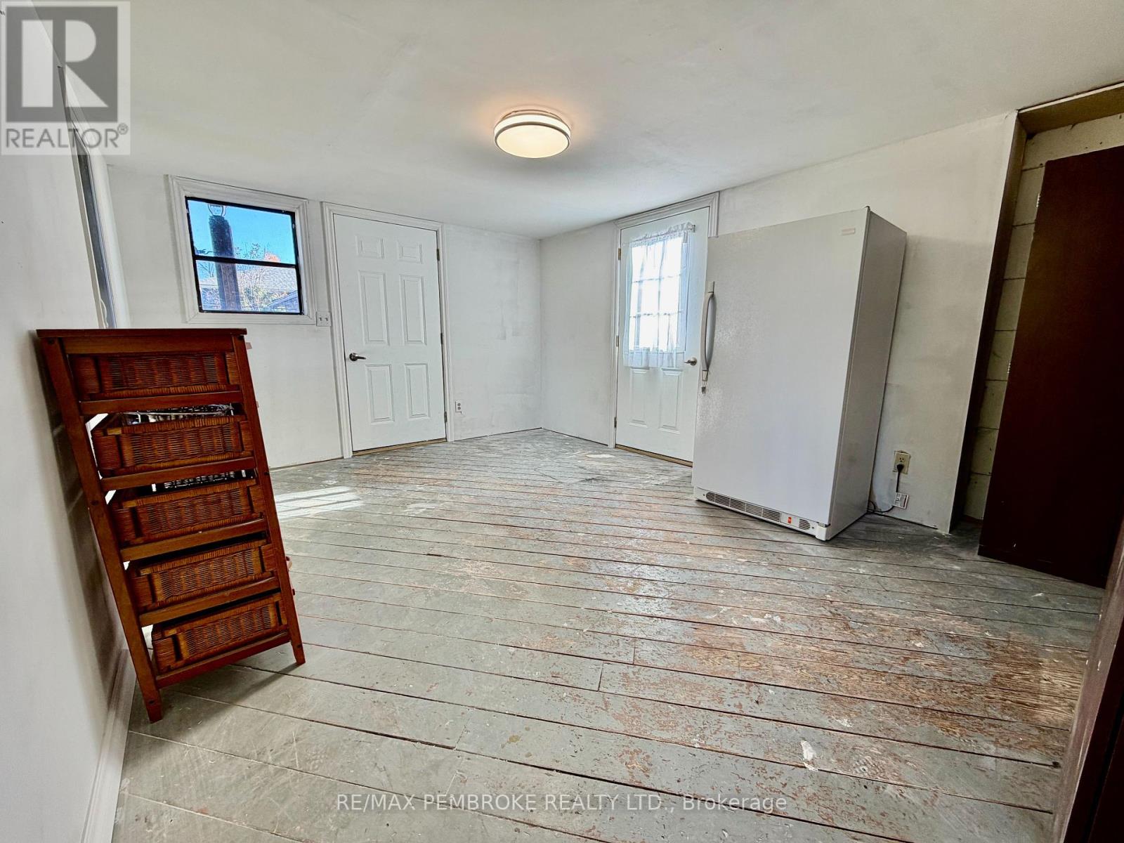 1081 BRONX STREET, Pembroke — photo 10