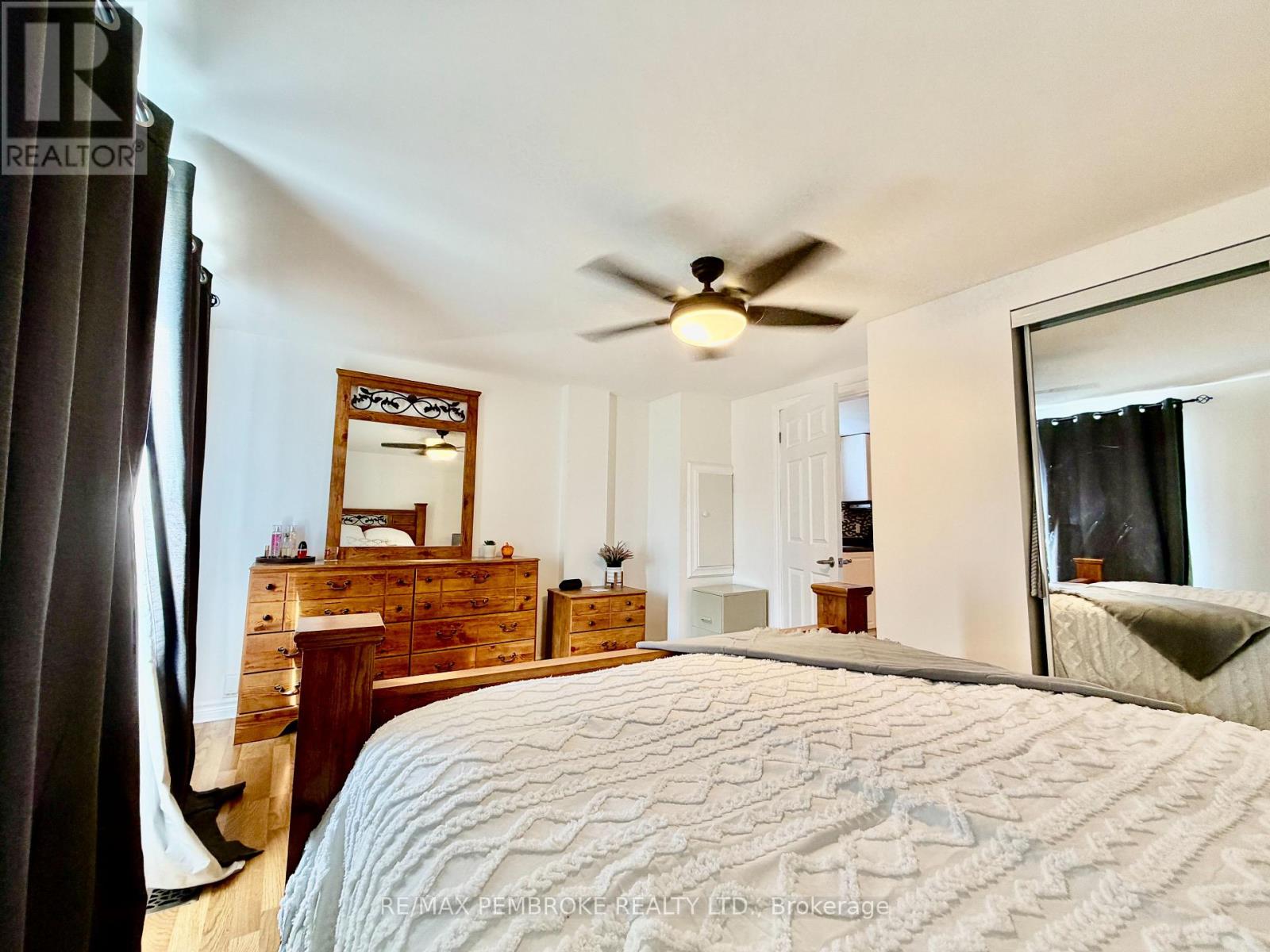 Homes for Sale in Pembroke – 1081 BRONX STREET – By Peter Sagos - Image 13