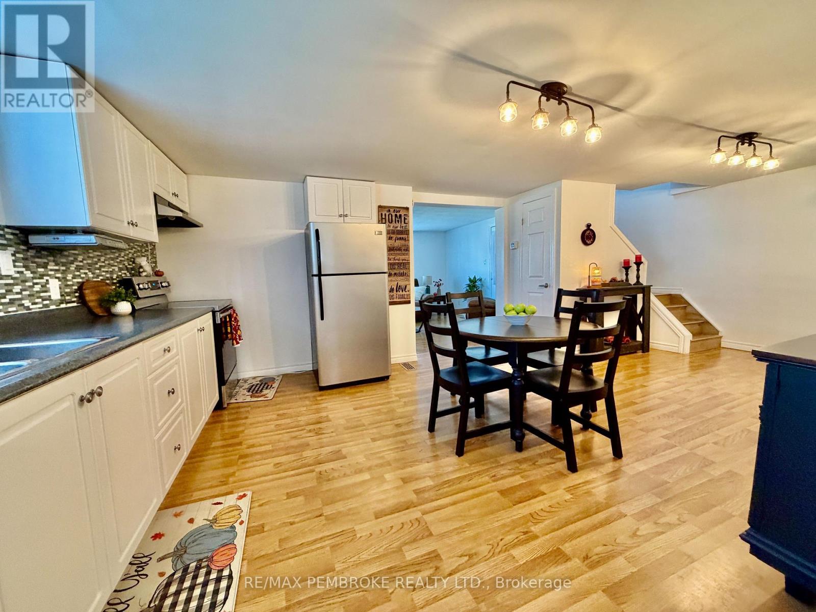 1081 BRONX STREET, Pembroke — photo 4