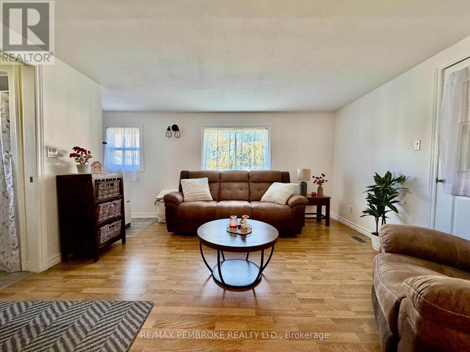 1081 BRONX STREET, Pembroke — photo 7