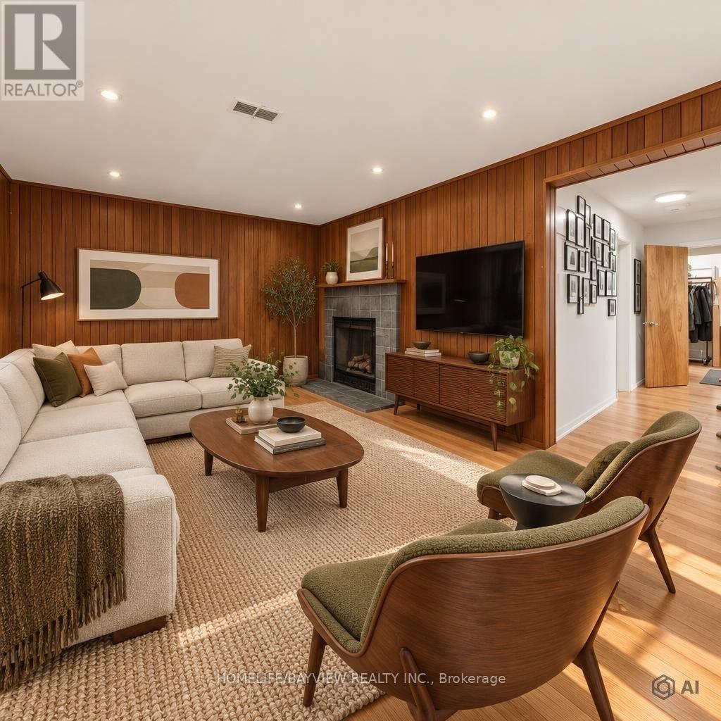 24 RAVENSCROFT CIRCLE - 28