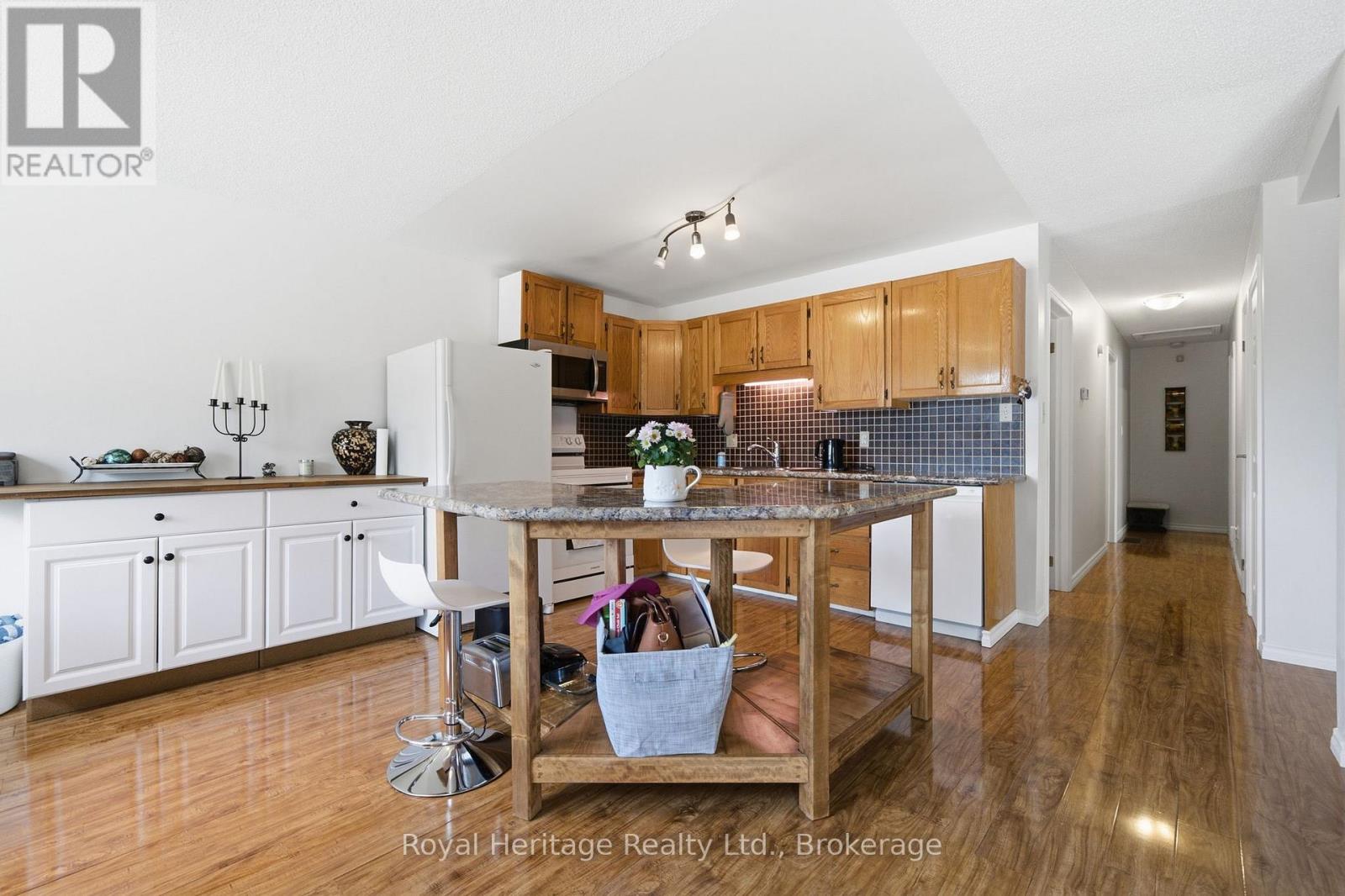 164 A Prince Edward Street, Brighton, ON photo 9