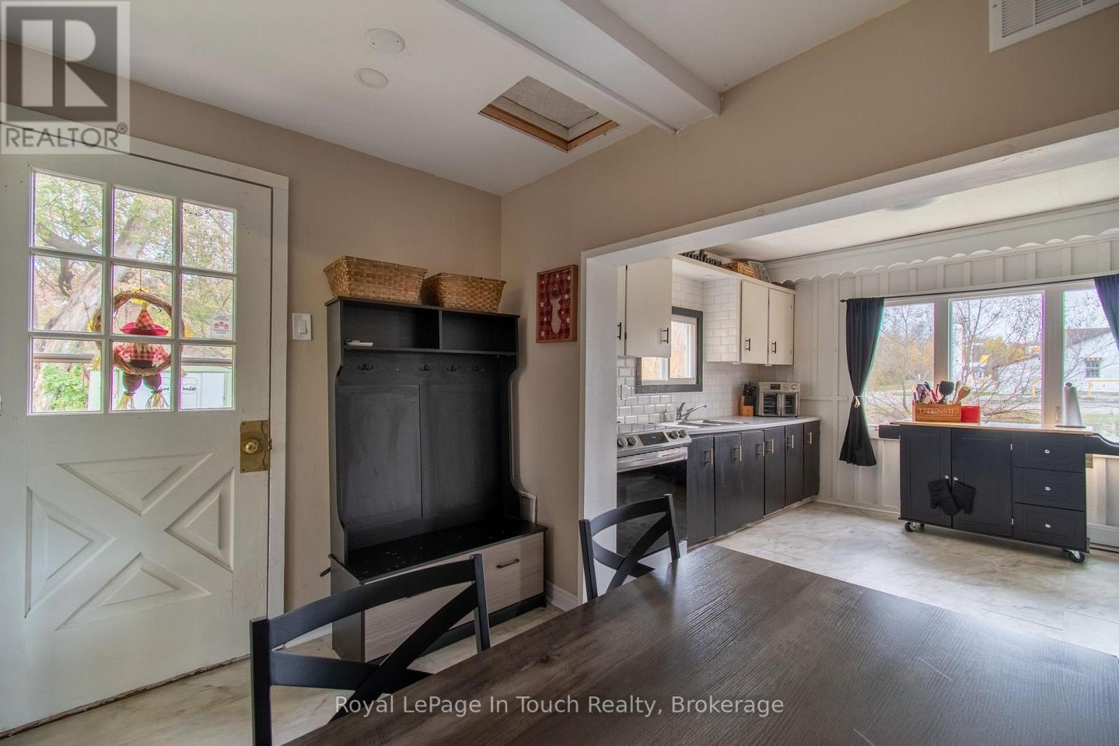 14177 Highway 12 Highway, Tay photo 12