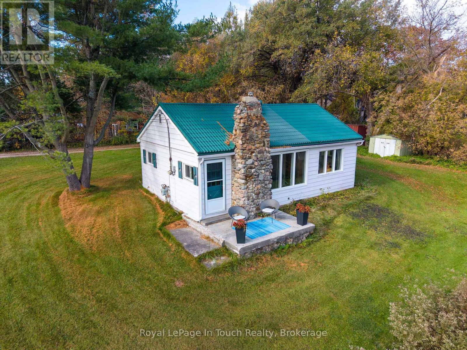 14177 Highway 12 Highway, Tay photo 4