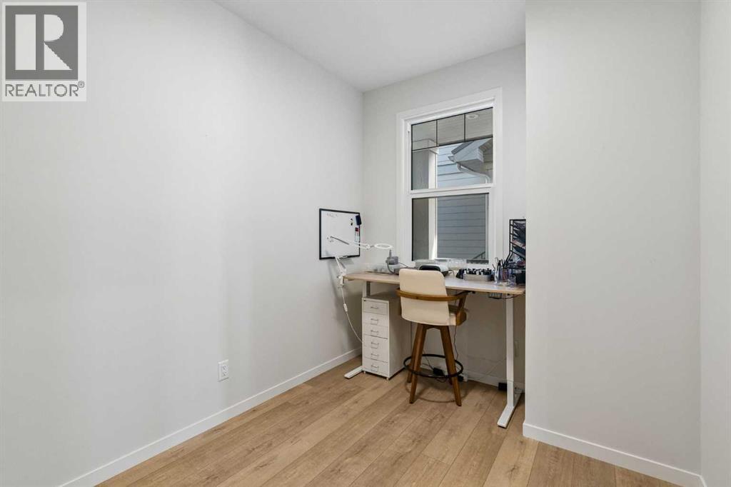 270 West Grove Lane SW, Calgary — photo 18