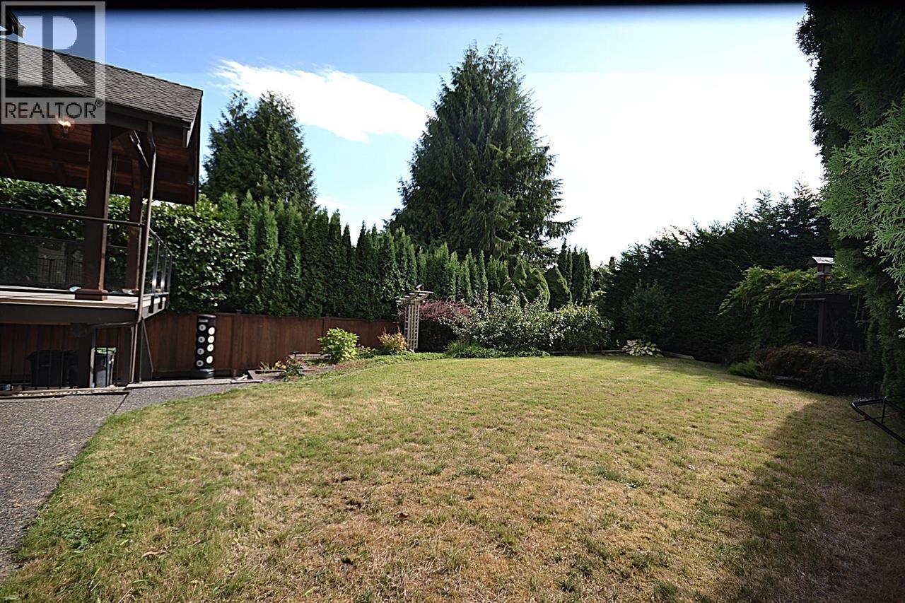 1410 Lansdowne Drive, Coquitlam — photo 15
