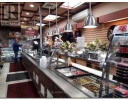 10670 Yonge Street W, Richmond Hill, ON L4C3C9 Photo 12