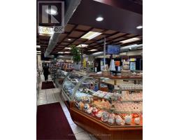 10670 Yonge Street W, Richmond Hill, ON L4C3C9 Photo 15