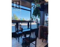 10670 Yonge Street W, Richmond Hill, ON L4C3C9 Photo 7