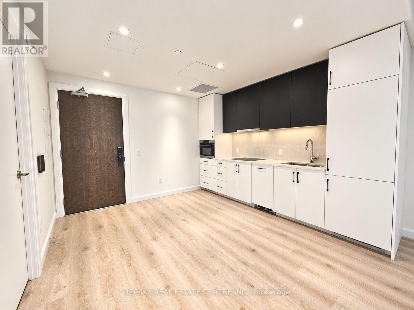 1705 - 741 KING STREET W, Kitchener — photo 4