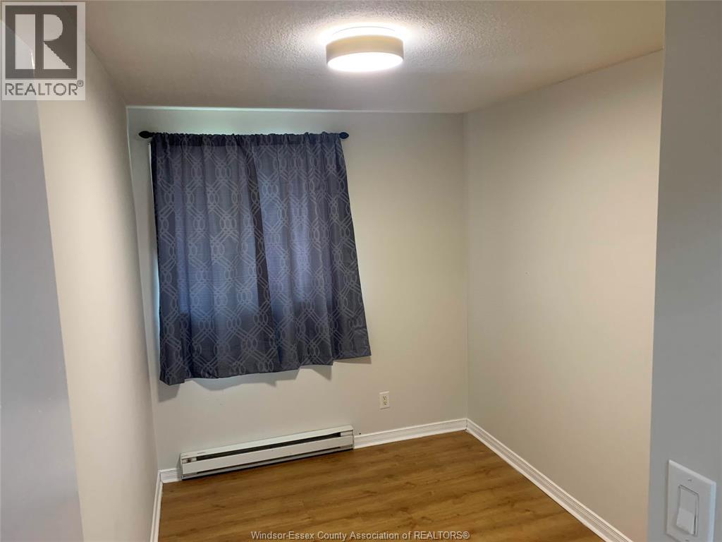 1340 COTTAGE PLACE, Windsor — photo 11