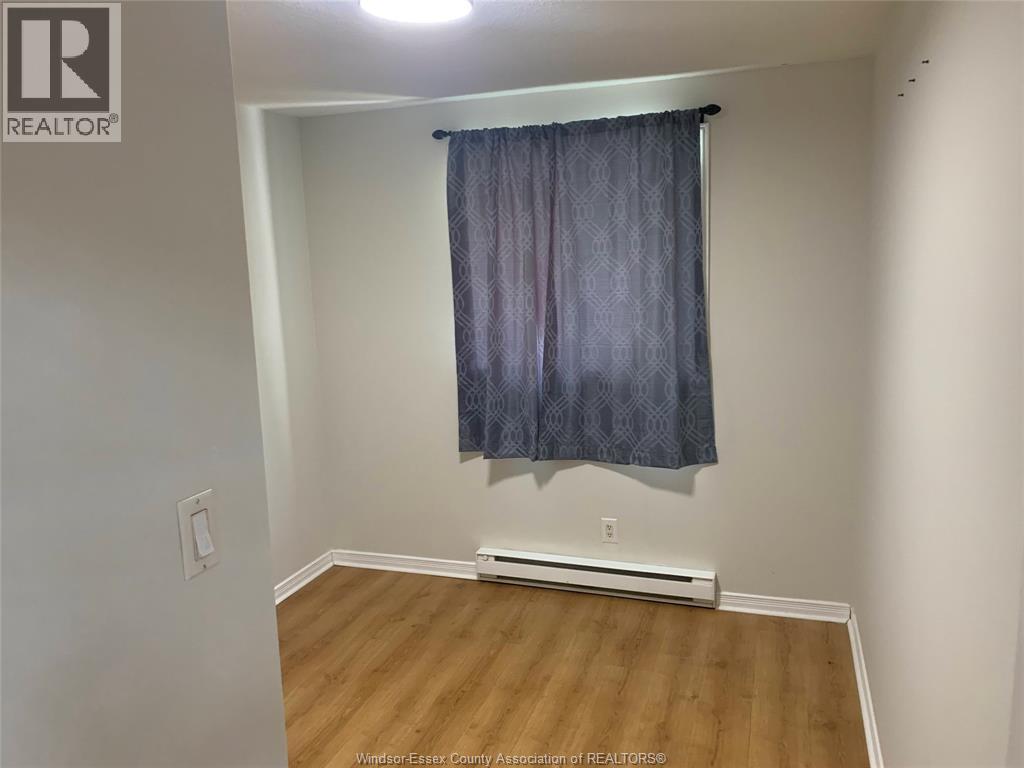 1340 COTTAGE PLACE, Windsor — photo 12