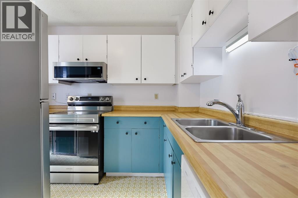41, 116 Silver Crest Drive NW, Calgary — photo 8