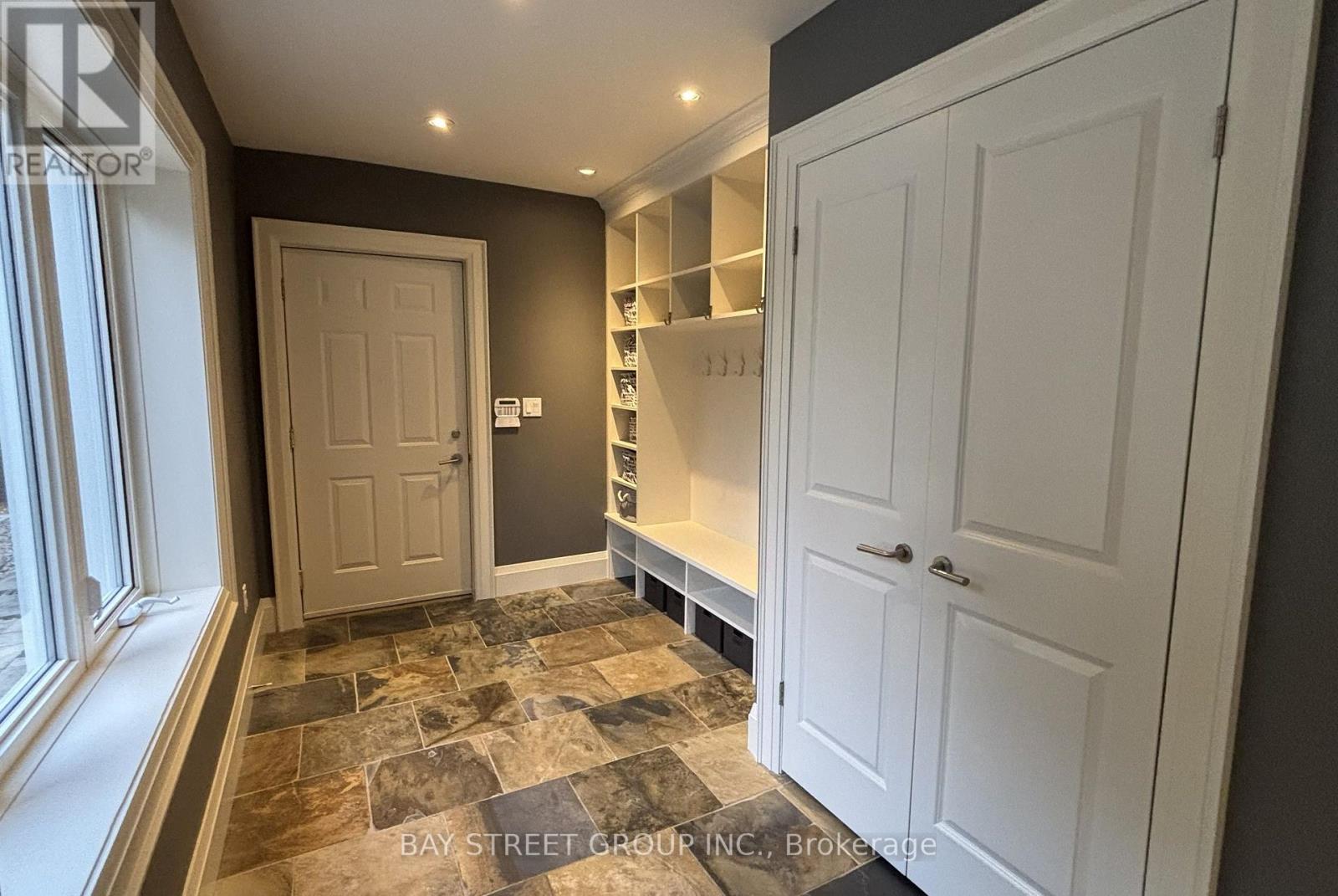 8 DODIE STREET - 11