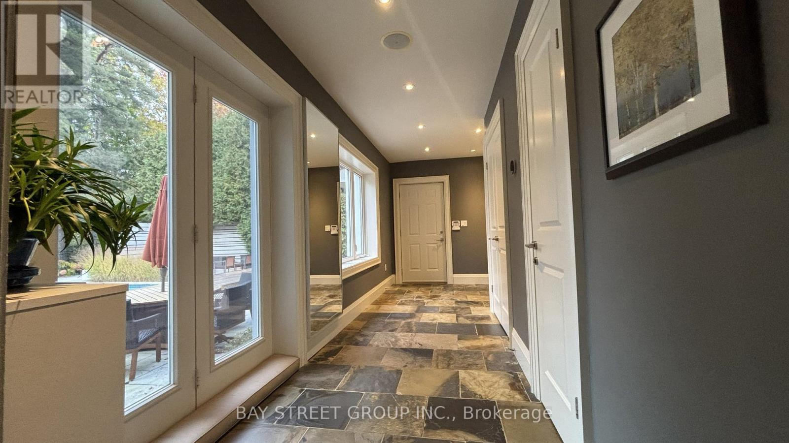 8 DODIE STREET - 10