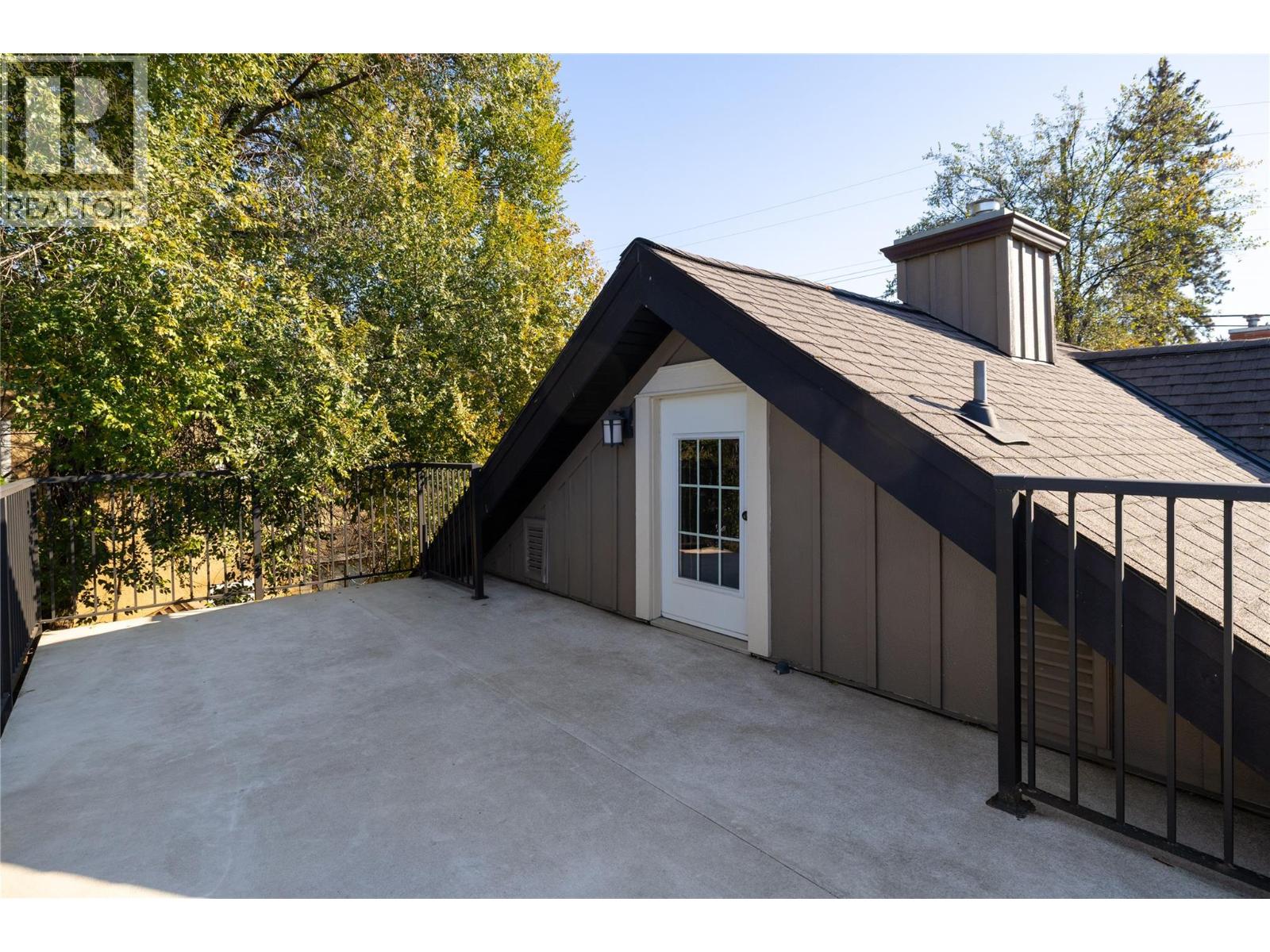 4004 Pleasant Valley Road, Vernon