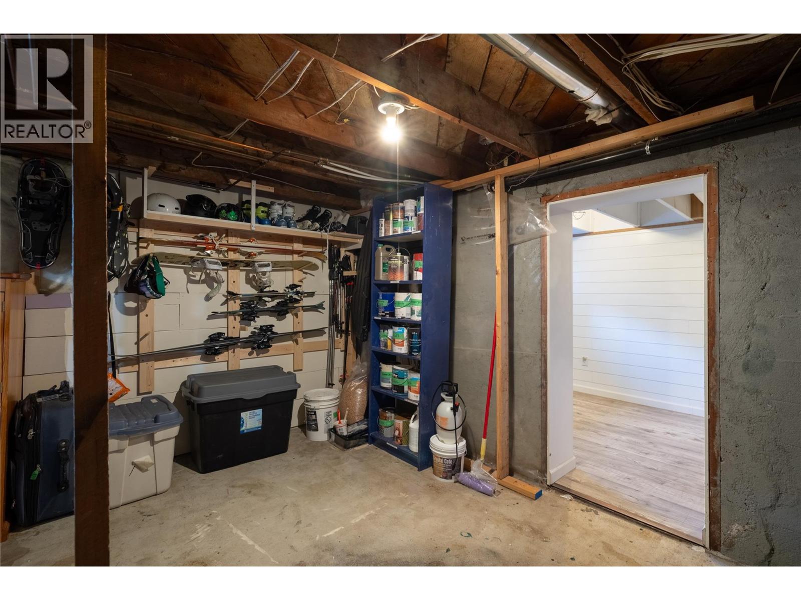 4004 Pleasant Valley Road, Vernon