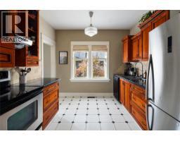 Dining room - 4004 Pleasant Valley Road, Vernon, BC V1T4M2 Photo 10