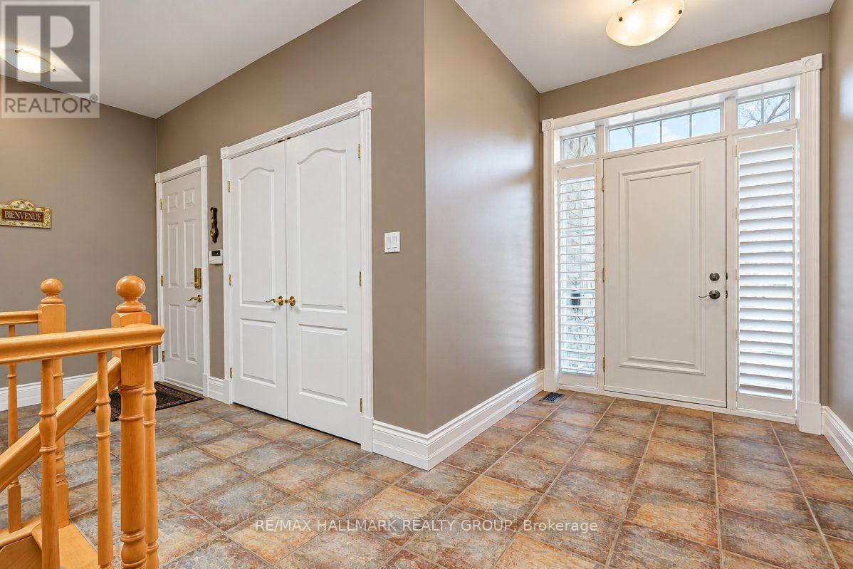 1496 MAXIME STREET, Ottawa — photo 3