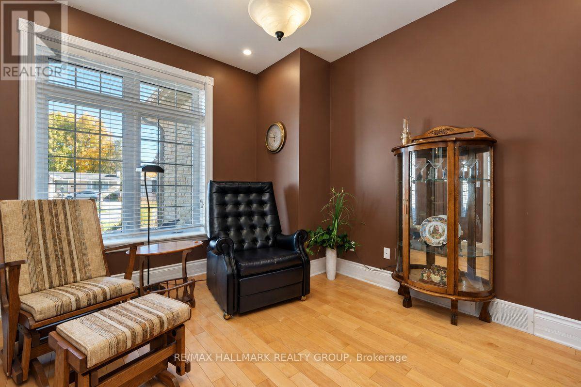 1496 MAXIME STREET, Ottawa — photo 5