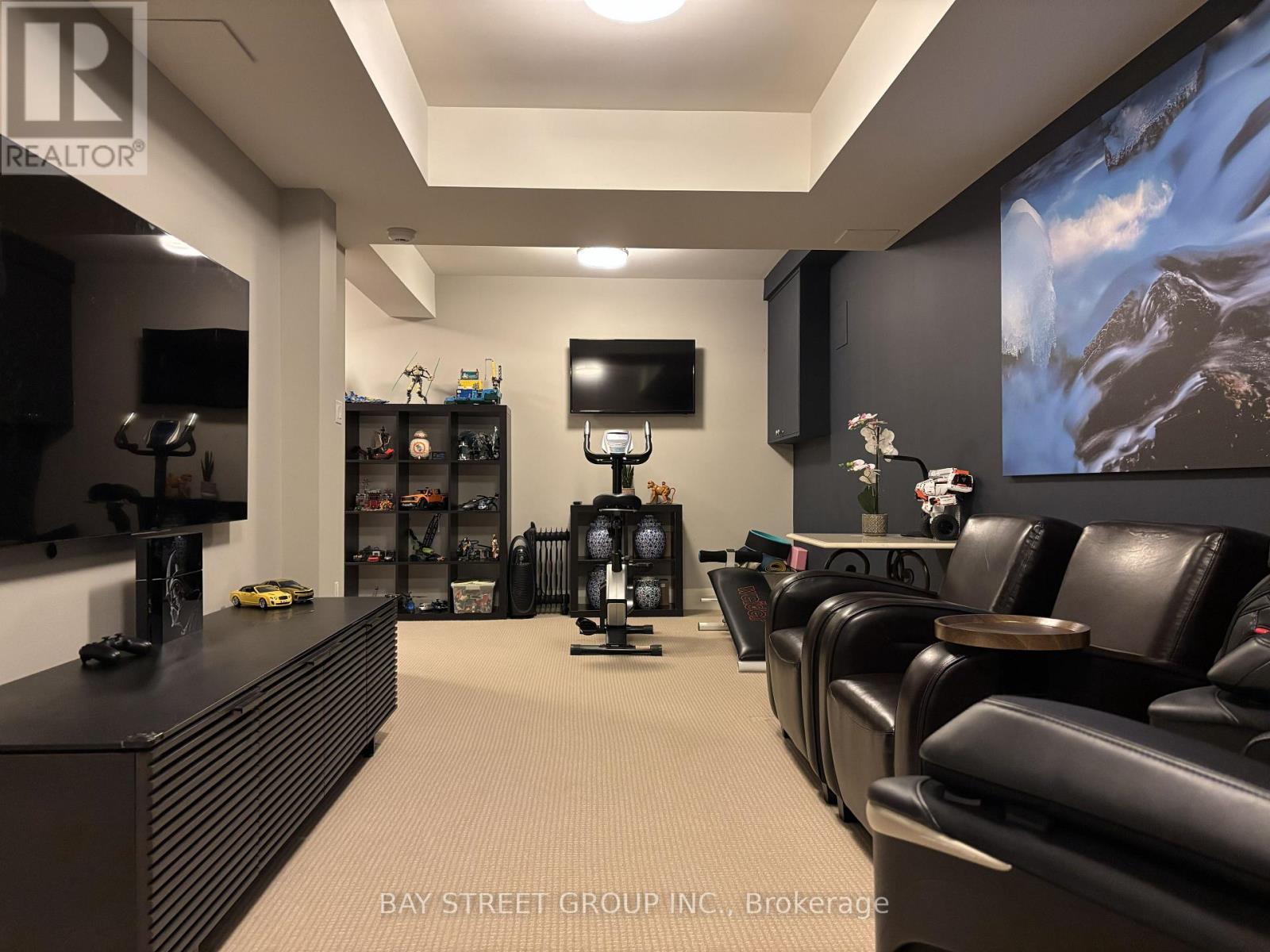 8 DODIE STREET - 22