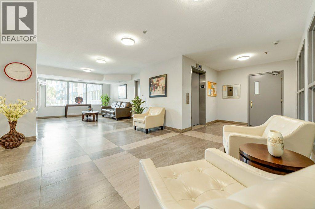 75 1 Unit 416 photo 3