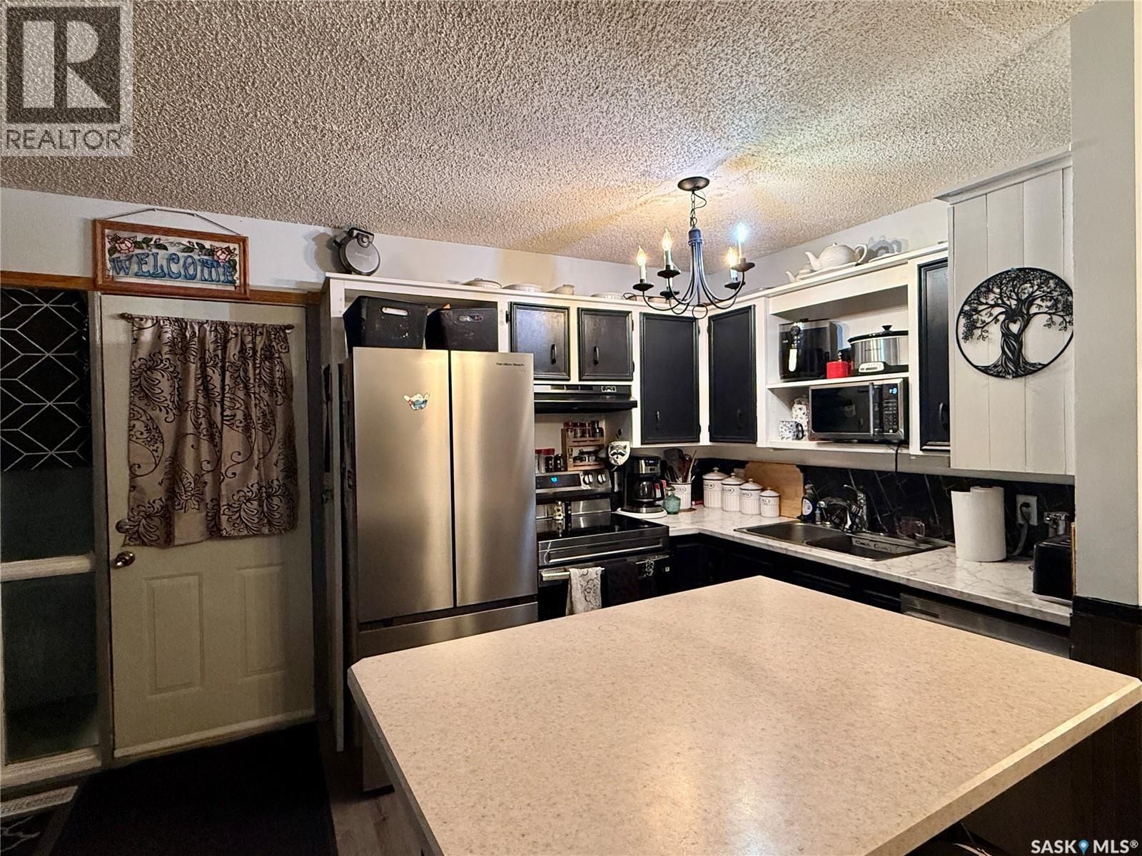 104c 213 Main STREET, Martensville — photo 4