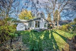 2498 Pinewood Drive, Winnipeg, MB R3J0C4 Photo 27