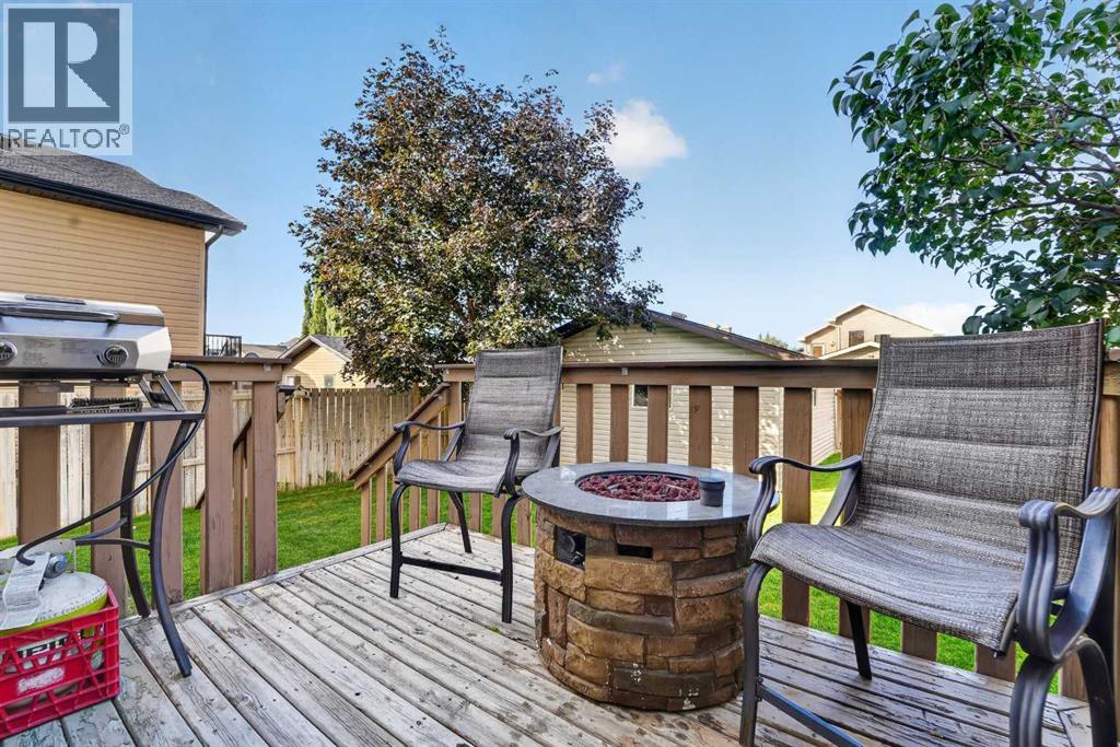 509 Gateway Crescent S, photo 40 of 45