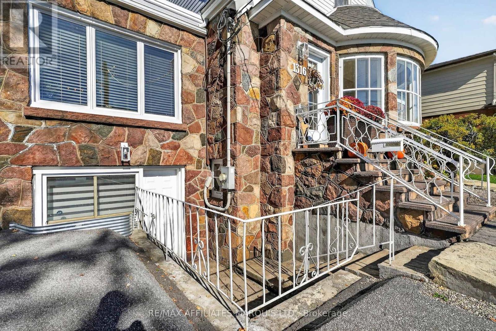 1316 MONTREAL ROAD, Cornwall — photo 4
