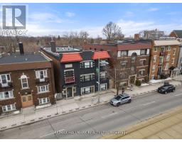 14 - 595 St Clair Avenue W, Toronto, ON M6C1A3 Photo 11