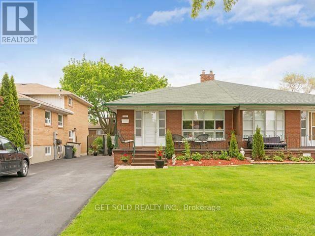 3191 Fieldgate Drive, Mississauga, ON photo 2