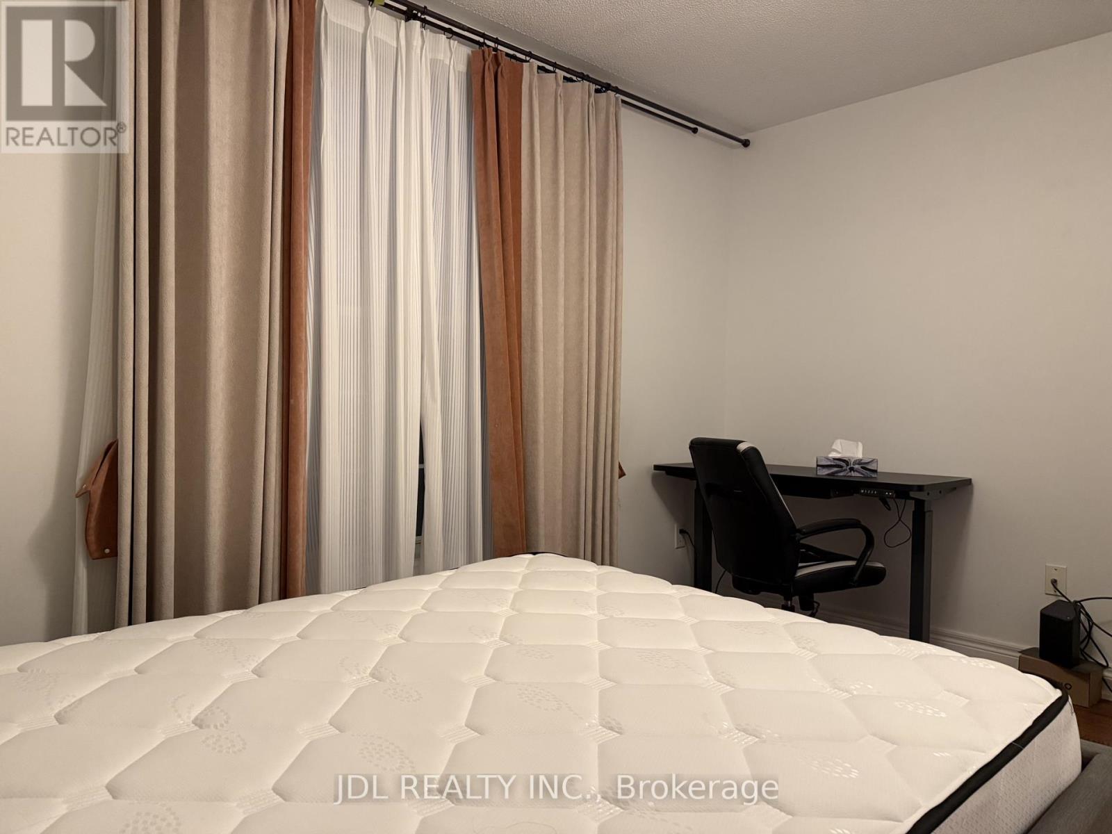 2 FAIRHEAD MEWS, Toronto (East End-Danforth) — photo 8