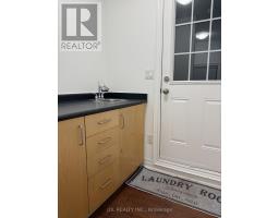 2 Fairhead Mews, Toronto, ON M4E3Y4 Photo 14
