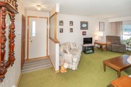 4pc Bathroom - 427 Hillary Crescent, Winnipeg, MB R2Y0Z1 Photo 6