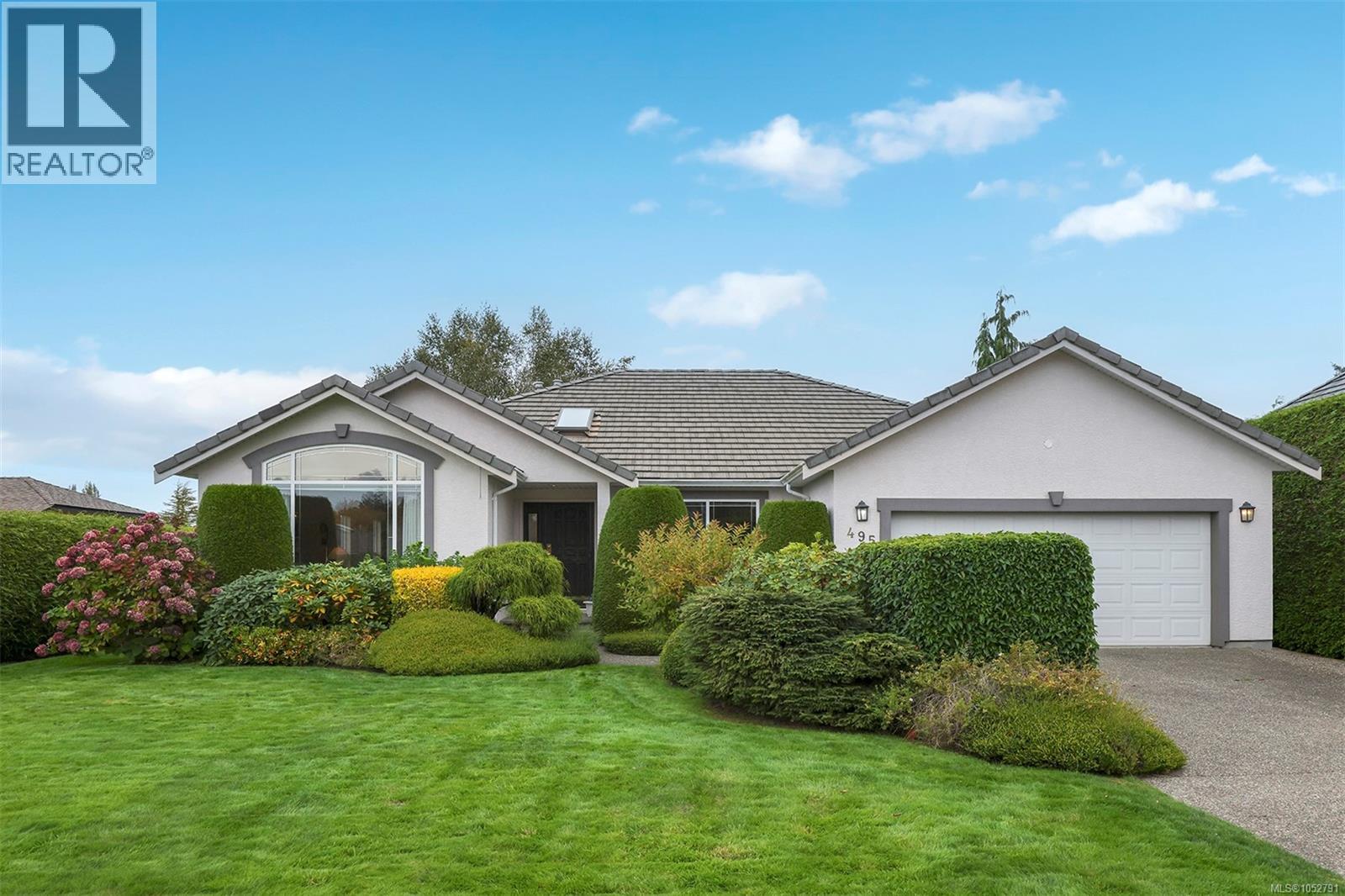 495 Troon Close — photograph 3