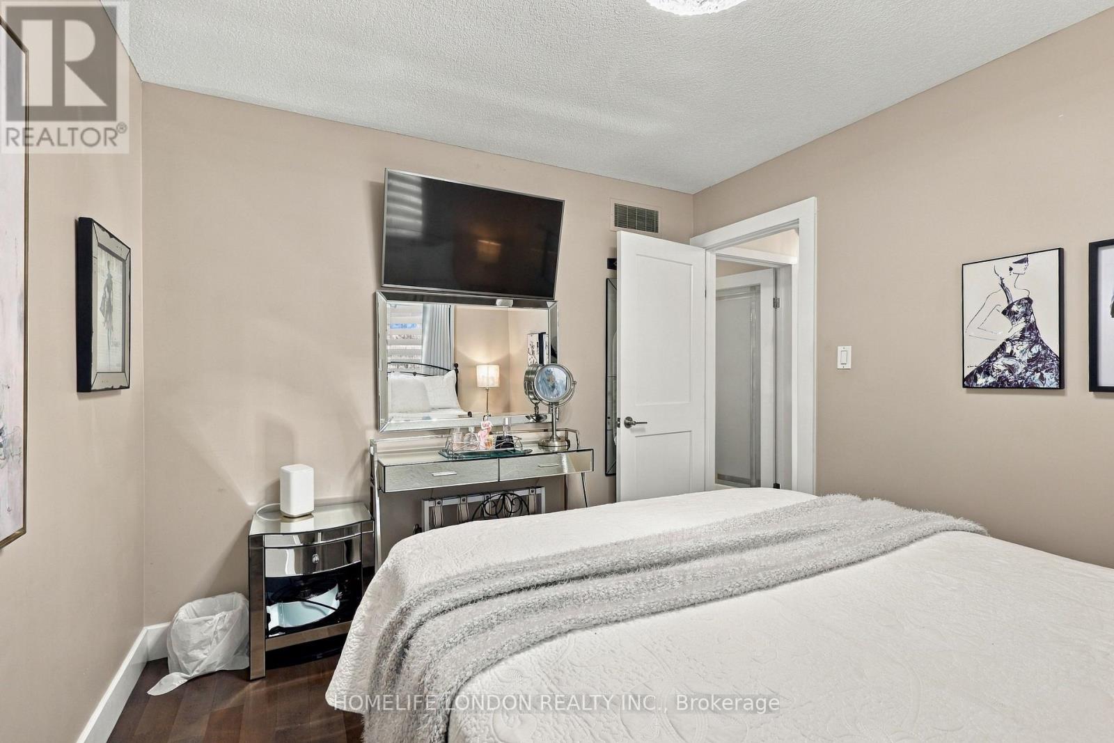 4 bedroom Single Family interior view, 2195 Thornicroft Crescent, Lambeth, London, Ontario