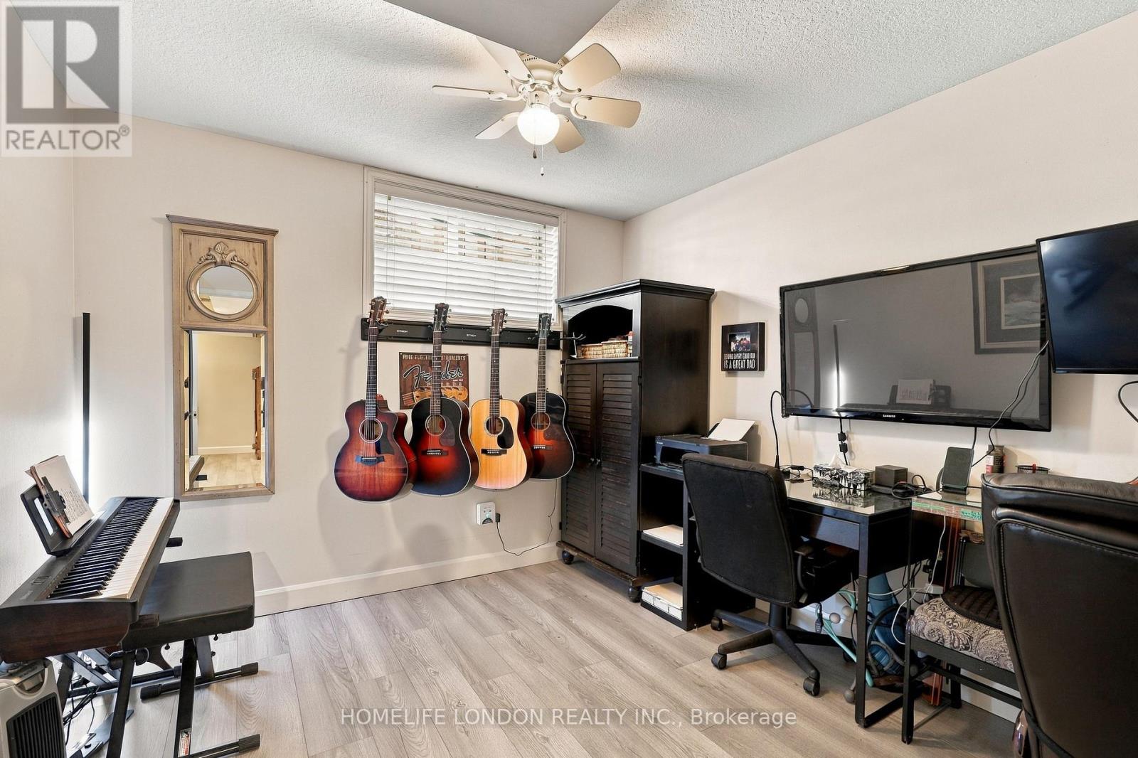 4 bedroom Single Family interior view, 2195 Thornicroft Crescent, Lambeth, London, Ontario