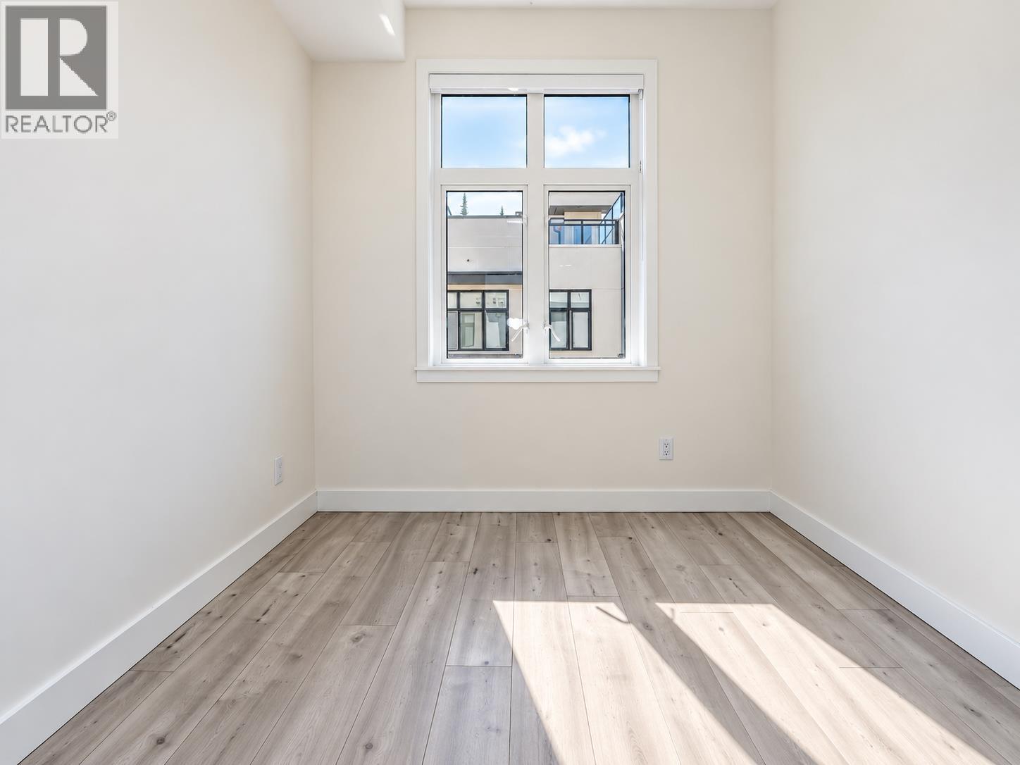 259 2035 Glenaire Drive, North Vancouver — photo 10