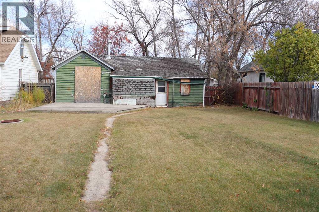 Listing photo – 5017 55 Avenue, Ponoka