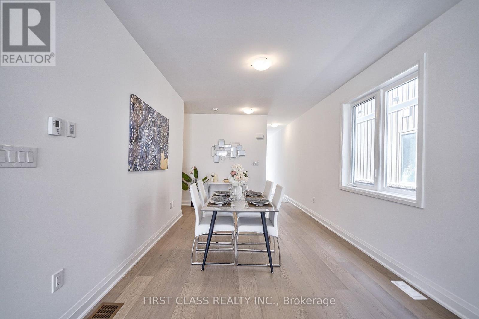 24 BARNYARD TRAIL, Barrie — photo 11