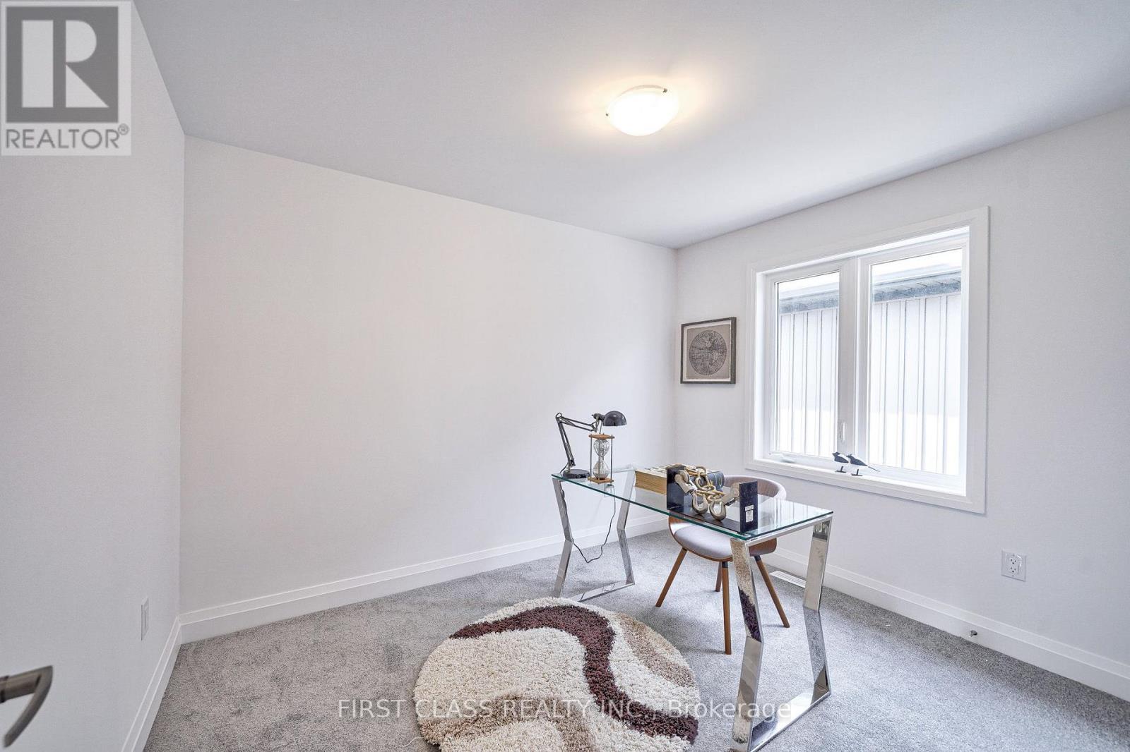 24 Barnyard Trail, Barrie photo 34