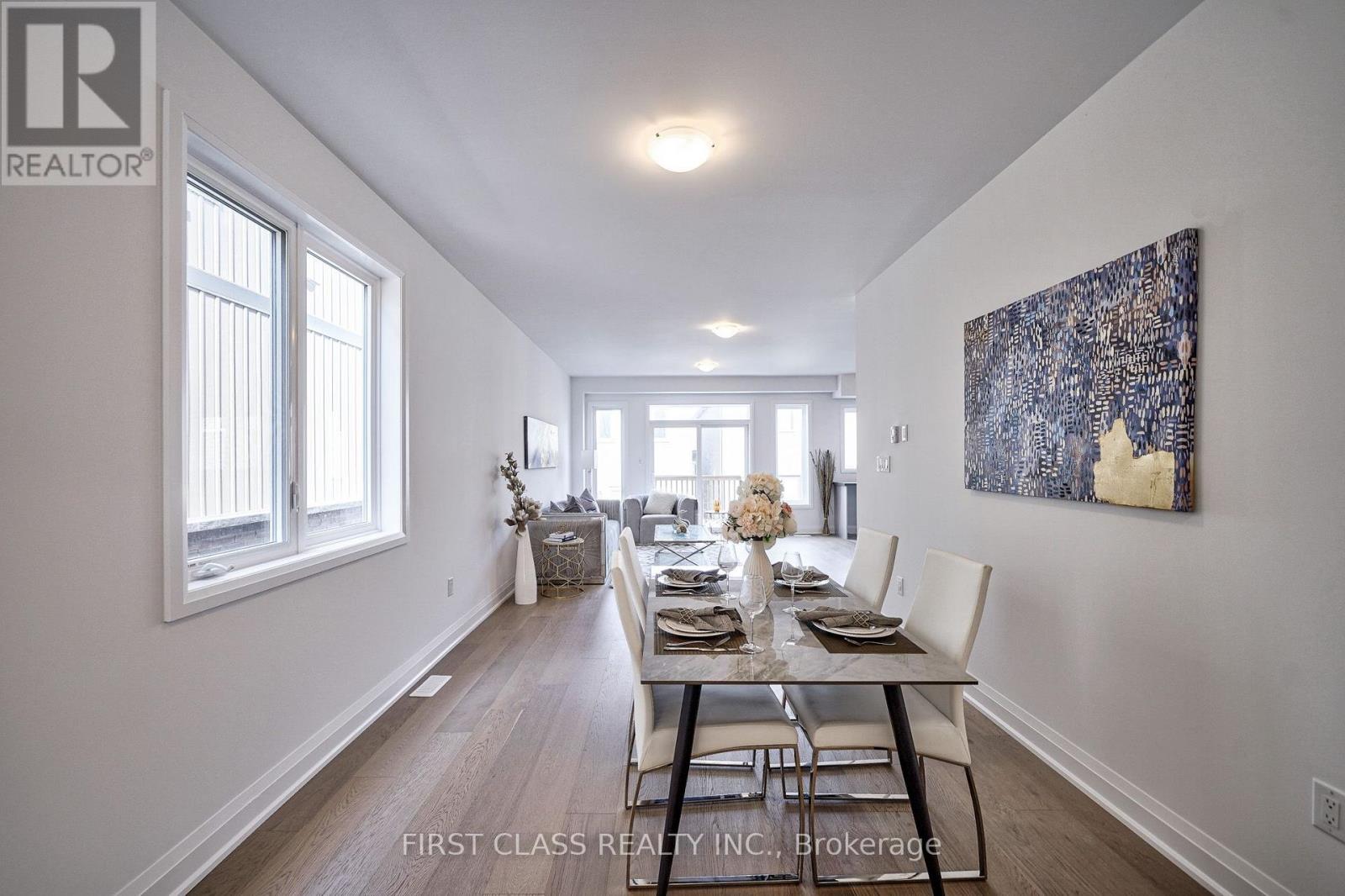 24 BARNYARD TRAIL, Barrie — photo 8