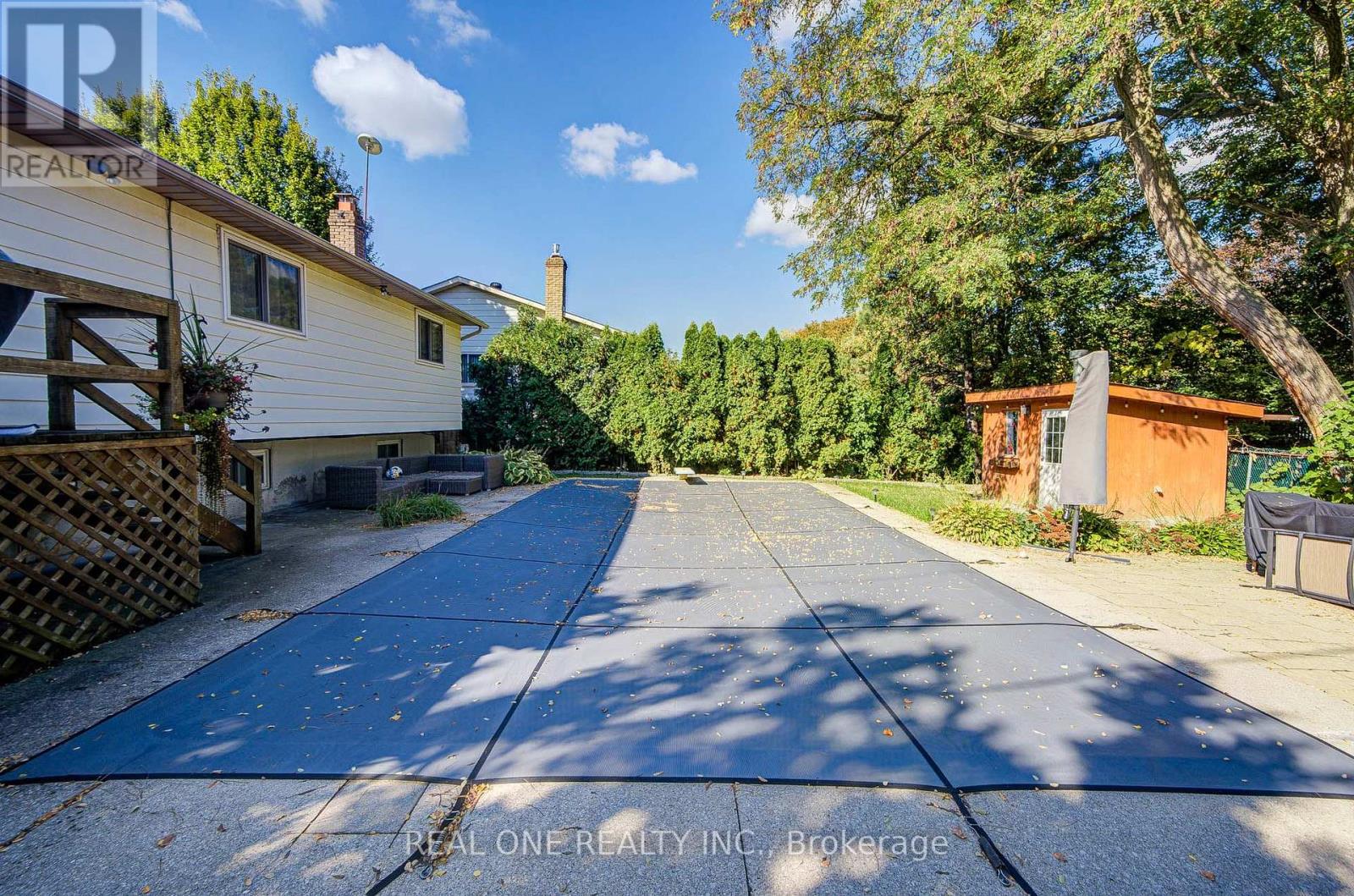 401 Swinburne Road, Burlington, ON photo 44