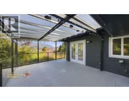 458 Northcliffe Crescent, Burnaby, BC V5A1A1 Photo 10