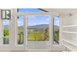 458 Northcliffe Crescent, Burnaby, BC V5A1A1 Photo 17